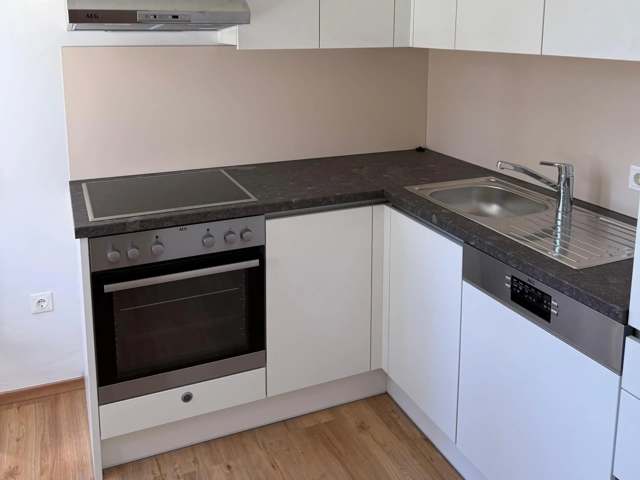 Messie Wohnung reinigen Wien küche